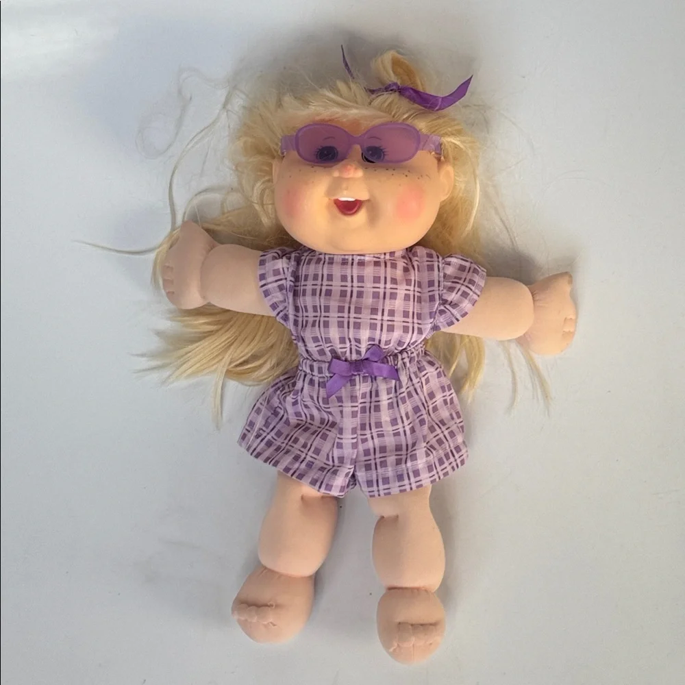 Cabbage Patch Kids Doll with Blonde Hair and Green Eyes w/Freckles